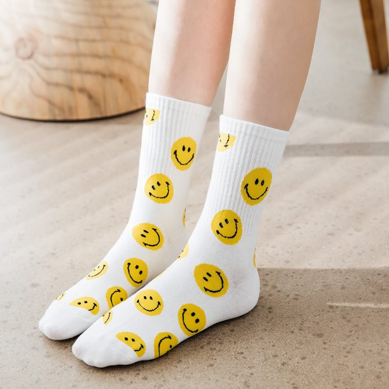 socken mit smileys hinten