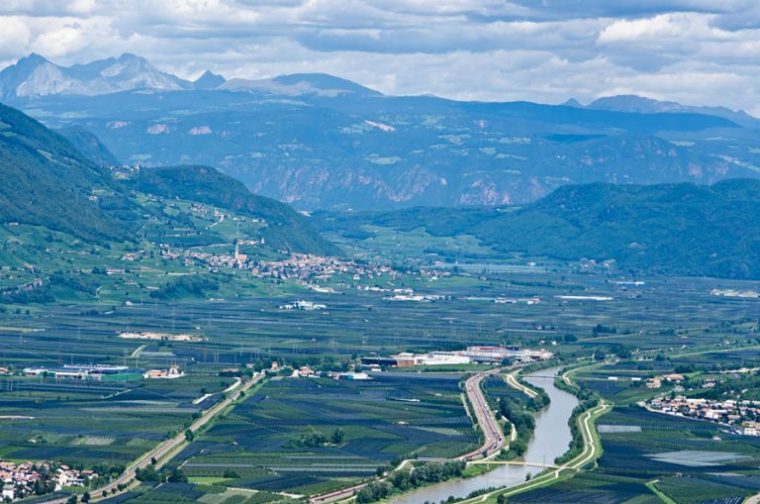 stadt an der etsch südtirol