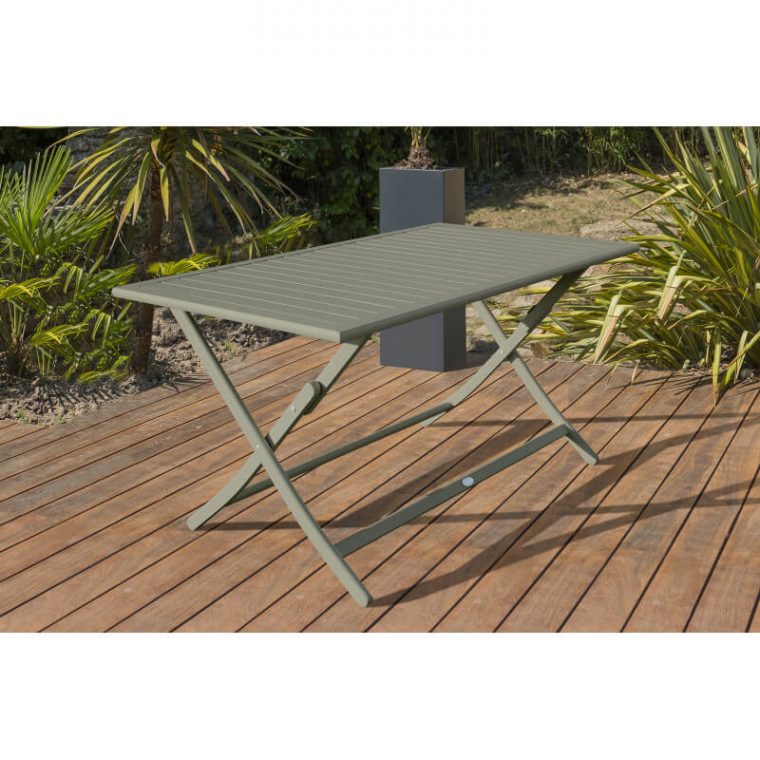 table de jardin 4 personnes