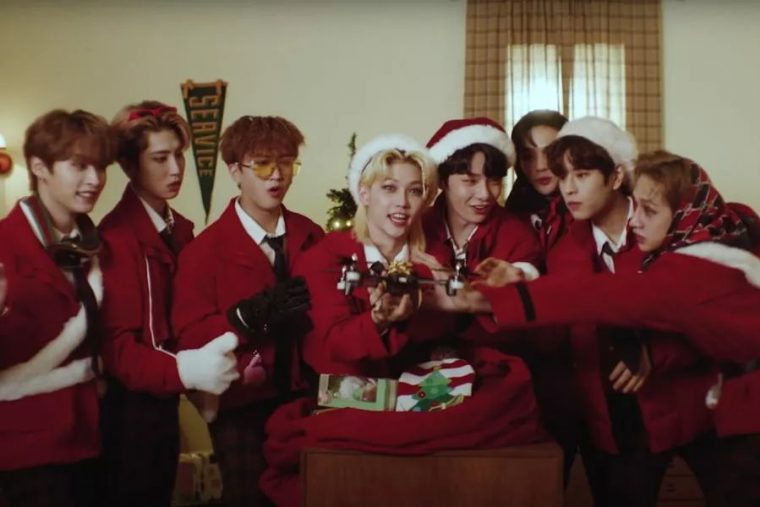 stray kids christmas evel