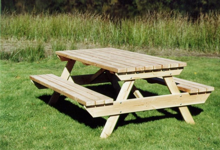 table en bois jardin