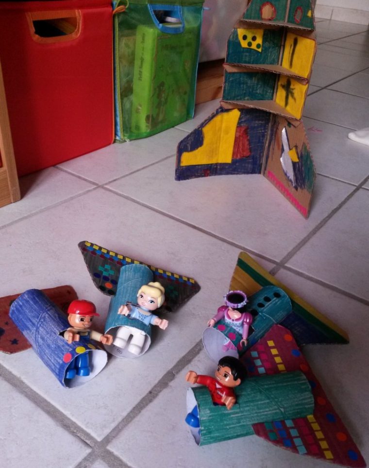 3 Constructions En Carton À Faire Avec Les Enfants concernant Activité 2 3 Ans