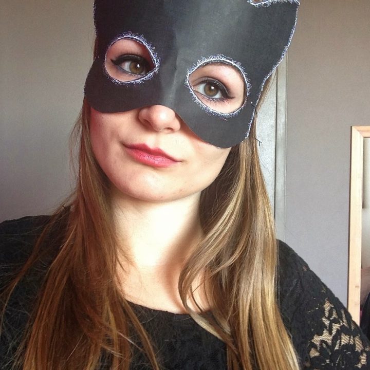 3 Déguisements Maison Pour Halloween – Pauline Dress – Blog dedans Masque De Catwoman A Imprimer