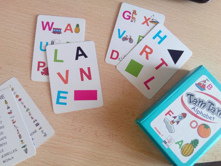 3 Jeux Progressifs Pour Améliorer La Lecture (De 4 Ans À 8 Ans) tout Jeux Pour Apprendre L Alphabet