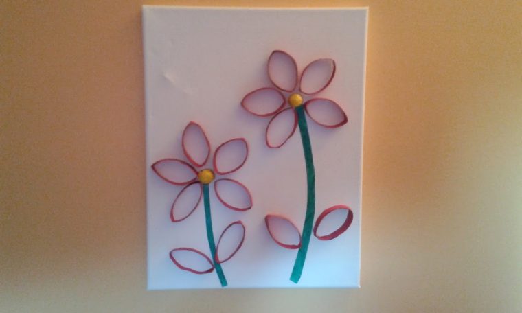 Activité Pour Les Enfants] Tableau Fleurs Avec Des Rouleaux encequiconcerne Activité Manuelle En Papier