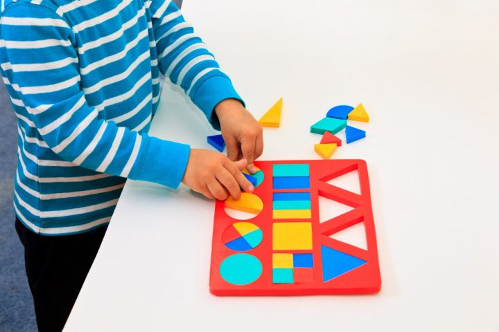 Activités Et Jeux Pour Apprendre Les Formes > Mes Jeux Educatifs concernant Jeux Ludique Enfant