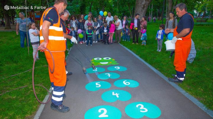 Aire De Jeux Pour Enfants, Jeux Educatifs, Jeux D’École – Marquage Au Sol  Thermocollé Préfabriqué à Les Jeux Educatif