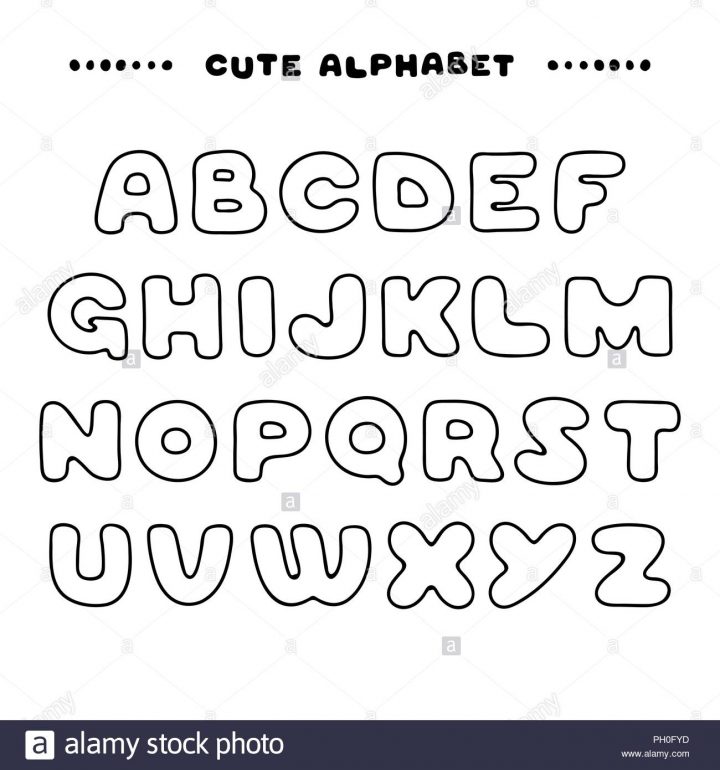 Alphabet Majuscule Dessiné À La Main Mignon. Style Linéaire à L Alphabet En Majuscule