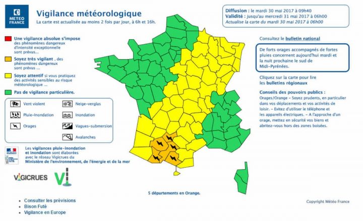 Bfmtv On Twitter: "météo France Place Cinq Départements En serapportantà Carte D Europe 2017