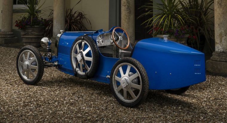 Bugatti : Le "jouet" Pour Enfant Facturé 30 000 € encequiconcerne Jouet Pour Voiture Bébé