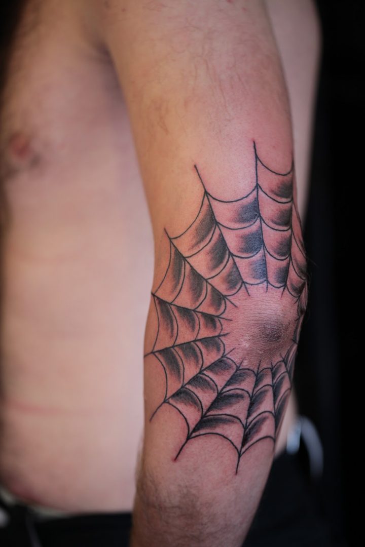 Carlo's Tattoos: Coude Avec Toile D'araignée encequiconcerne Toile D Araignée Dessin