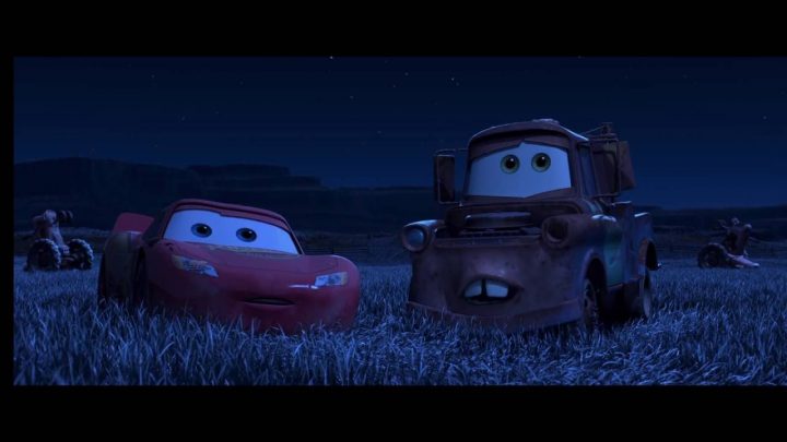 Cars | Extrait : Blagues Aux Tracteurs 2 | Disney Be intérieur Flash Mcqueen Martin