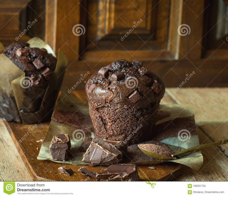 Chocolat Cuit Au Four À La Maison Délicieux Chips Muffins En à Maison Papier A Decouper