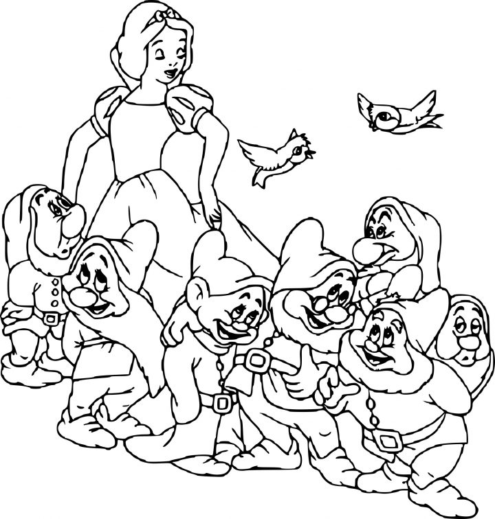 Coloriage Blanche Neige 7 Nains À Imprimer Sur Coloriages concernant Blanche Neige À Colorier Et Imprimer