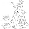 Coloriage-Cendrillon-Activite_Princesses_Disney_6 serapportantà Cendrillon Dessin A Imprimer