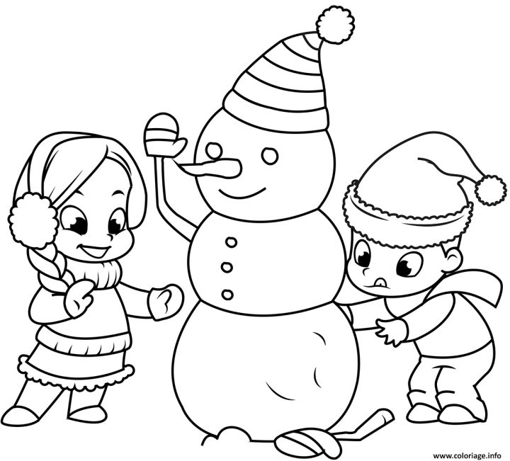 Coloriage Les Enfants Construisent Un Bonhomme De Neige Dessin encequiconcerne Dessin Bonhomme De Neige A Imprimer