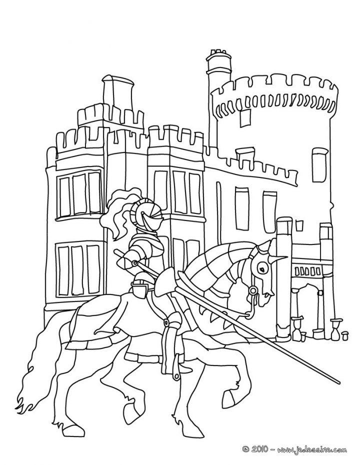 Coloriages Le Chevalier Arrive Au Chateau  Fr.hellokids avec Image De