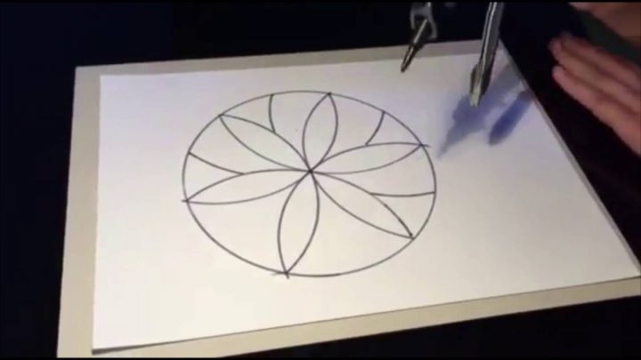 Comment Faire Une Rosace Facilement Et Rapidement tout Dessiner Une Rosace