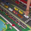 Course De Petite Voiture Sur Un Tapis De Formule 1 encequiconcerne Jeux Course Enfant