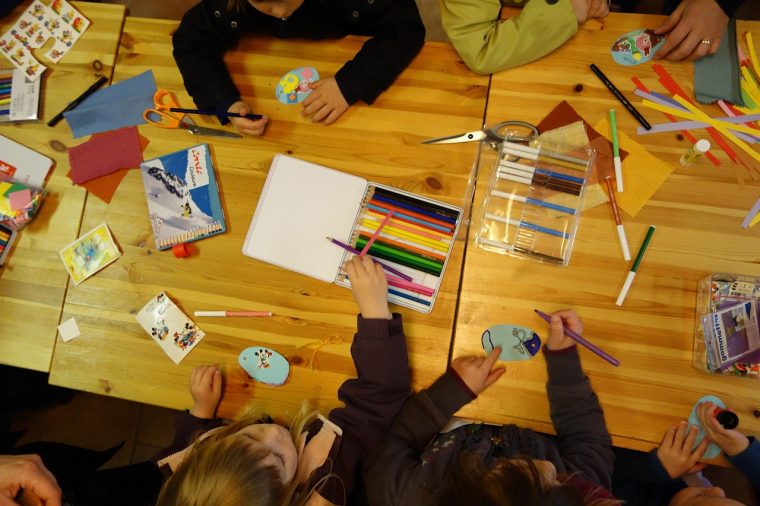 Des Jeux "maison" Pour Les Enfants De 2 À 3 Ans! – C'est Ça concernant Jeux Enfant 2 3 Ans