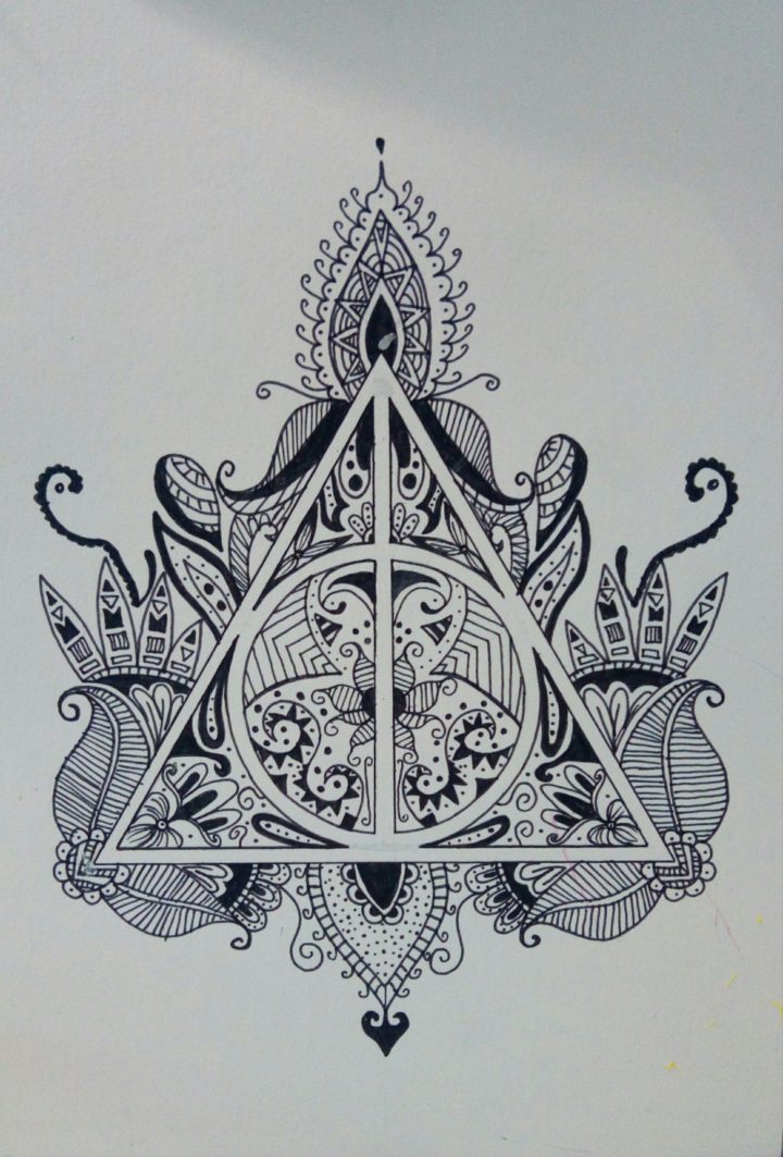 Dessin Au Feutre Noir Harry Potter Mandala | Diy Tattoo dedans Dessin D Harry Potter