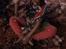 Dhaka, Bangladesh. 29Th Sep 2018. Moina (12), Un Travail Des pour Casse Brique Enfant