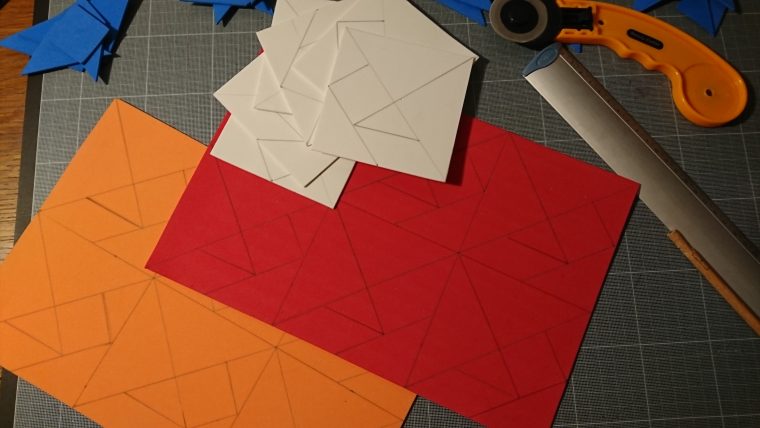 Diy] Des Tangrams En Mousse Pour Toute La Classe ! – Maikresse72 à Tangram À Découper