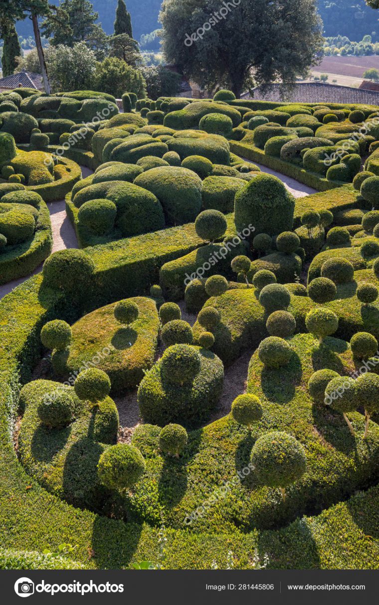 Dordogne France September 2018 Topiary Gardens Jardins tout Region De France 2018