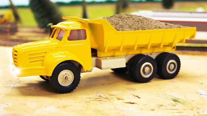 Drôle De Camion Jaune! Bip Bip Voitures – Jeu D'assemblage: Voitures De  Construction Pour Enfants pour Jeux De Voiture Jaune