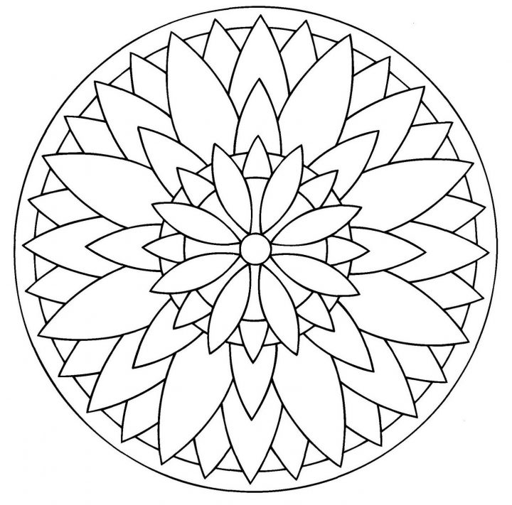 Épinglé Par Lucie Buisson Sur Mandalas | Mandala À Colorier pour Rosace A Imprimer