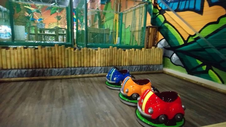 Espace De Jeux En Interieur Pour Les Enfants Bouches Du dedans Jeux De Voitures Pour Enfants