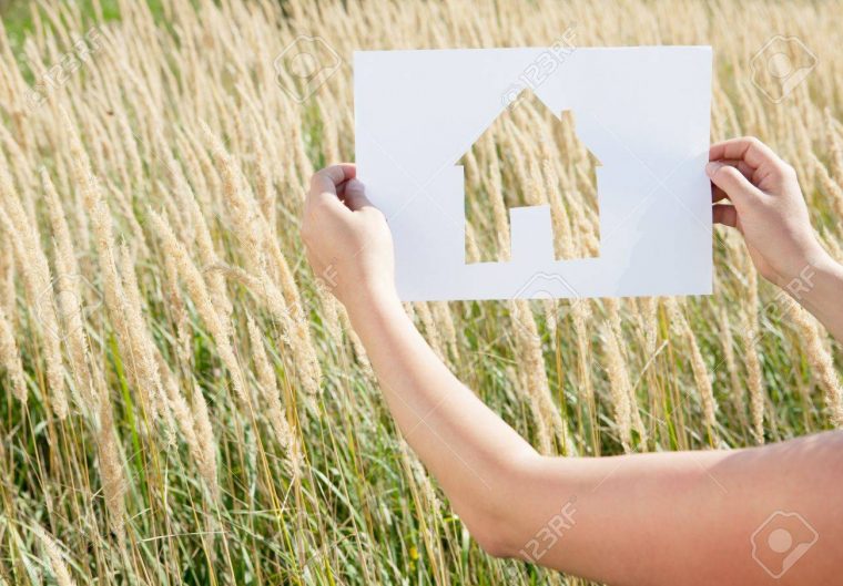 Femme, Tenue, Papier, Maison, Découper à Maison Papier A Decouper