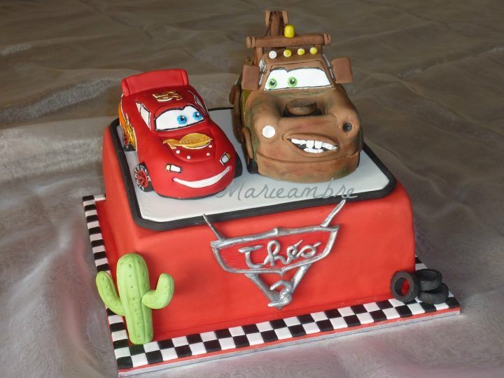 Gâteau Cars Avec Martin Et Flash Mcqueen – Le Blog De Marieambre destiné Flash Mcqueen Martin