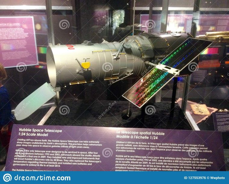 Hubble Space Telescope Editorial Photo. Image Of Aviation tout Un Mot Pour Quatre Images Hubble Space Telescope Editorial Photo. Image Of Aviation tout Un Mot Pour Quatre Images