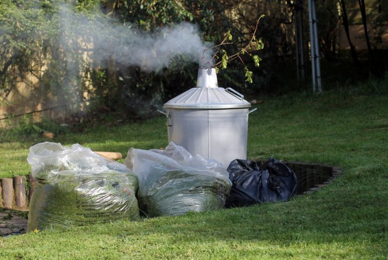 bruleur de déchets jardin