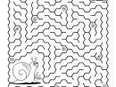 Jeu De Labyrinthe Et Page De Coloration Avec Des Escargots destiné Jeux Gratuit Escargot
