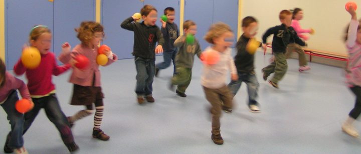 Jeux Collectifs Pour La Maternelle – Le Tour De Ma Classe destiné Petit Jeu Maternelle