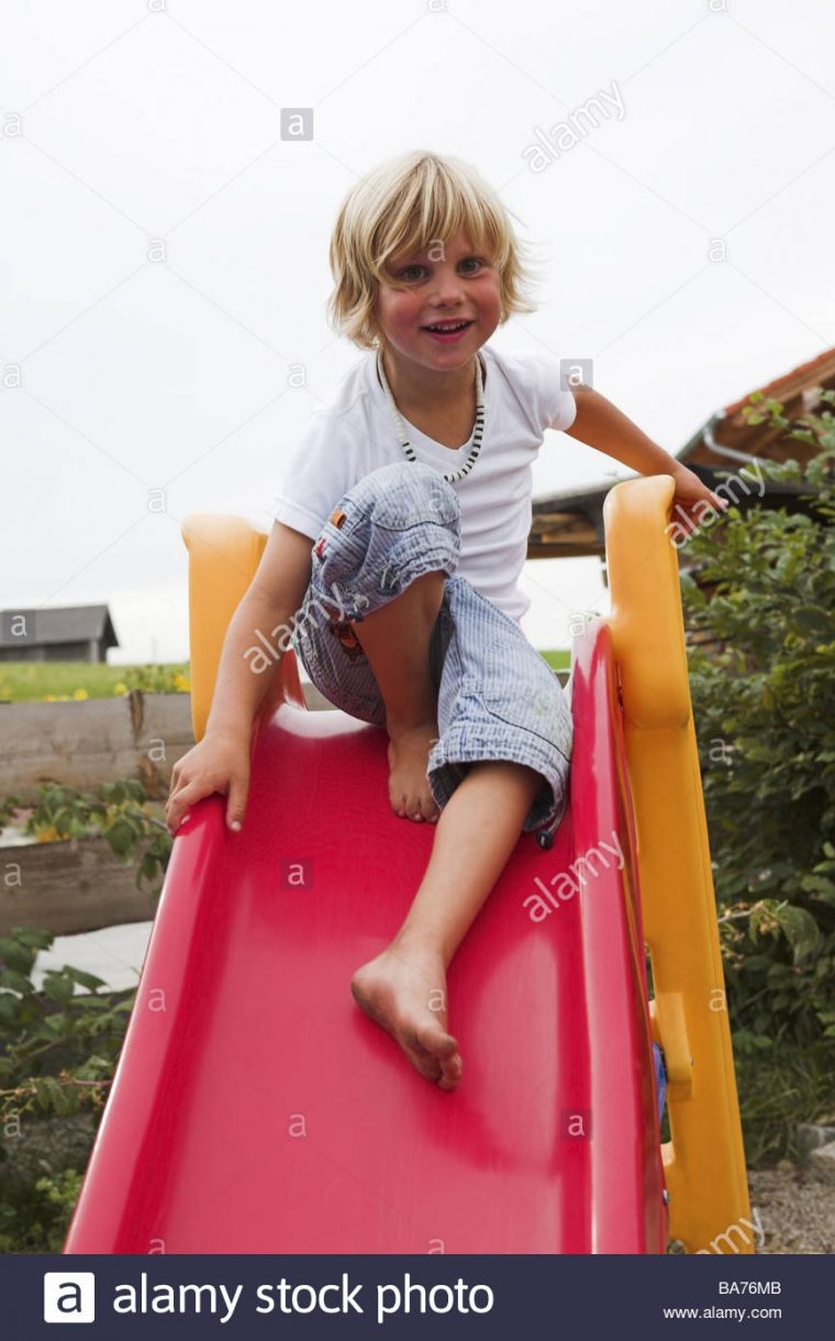 Jeux Pour Enfants Garçon Glisser Gaiement Les Gens Série destiné Jeux Pour Garçon 5 Ans