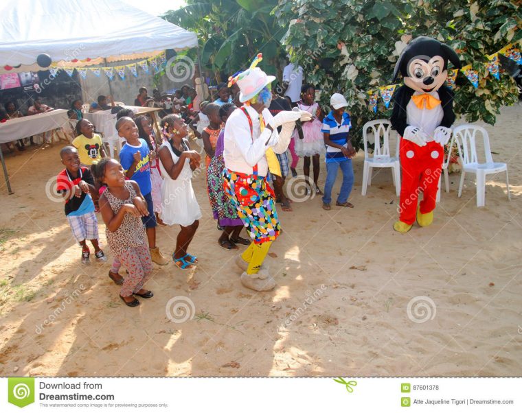 Jour Du ` S D'enfants En Afrique Photo Stock Éditorial à Jeux Africains Pour Enfants