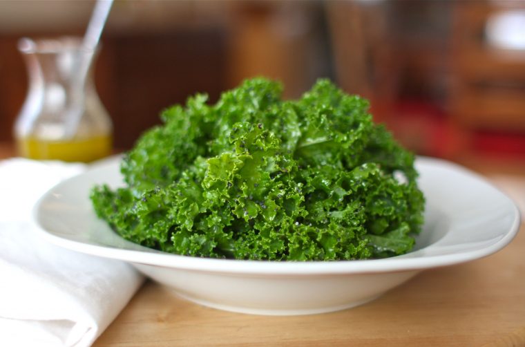 kale salad auf deutsch