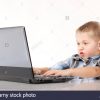 La Dépendance De L'ordinateur De L'enfant Garçon Émotif Avec encequiconcerne Jeux Ordinateur Enfant