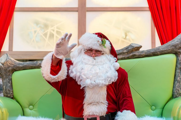 Le Père Noël, Un Confident Attachant! – Le Canada Français pour Fabrication De Pere Noel