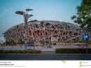 Le Stade De Jeux Olympiques De Nid D'oiseau Dans Pékin Image serapportantà Jeux De L Oiseau