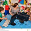 L'ordinateur D'enfants Nous Classent Pour L'éducation Et Le à Jeux Ordinateur Enfant