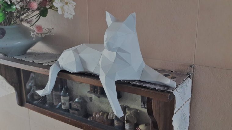 Low Poly Cat – Papercraft #1 avec Paper Toy Gratuit