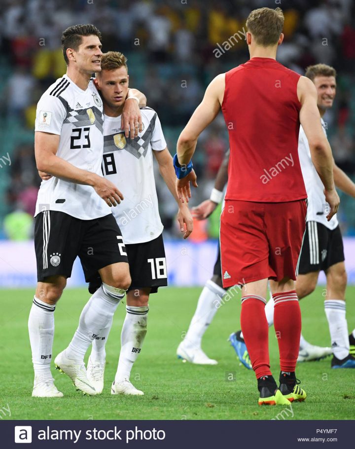 Mario Gomez (Allemagne), Joshua Kimmich (Allemagne), Et Le encequiconcerne Jeux De Foot Gardien De But