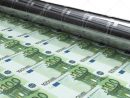 Money Machine To Print New Euro Banknotes — Stock Photo avec Billet De 100 Euros À Imprimer
