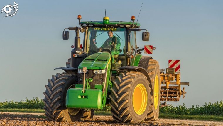 Nouveau John Deere 8400R Au Décompactage ! à Image Tracteur John Deere