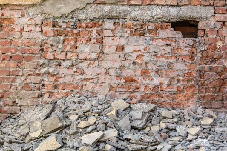 Old Broken Red Brick Wall intérieur Casse Brick