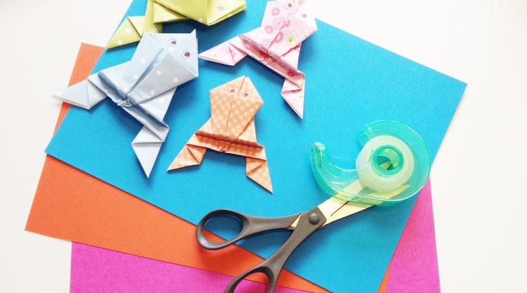 Origami Et Bricolages En Papier – Bricolages – Momes pour Pliage Papier Enfant